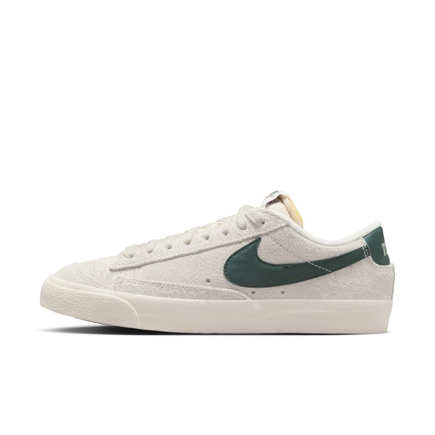 W Nike Blazer Low '77 Vintage FQ8060-002