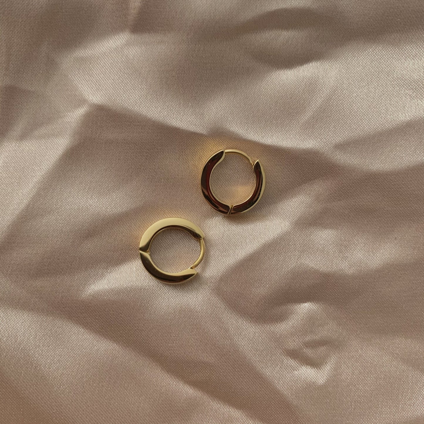 Honey Huggie Hoops -Gold