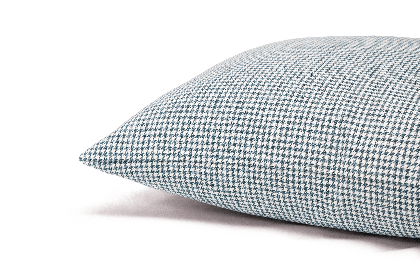 Lake Houndstooth Cushion Cover