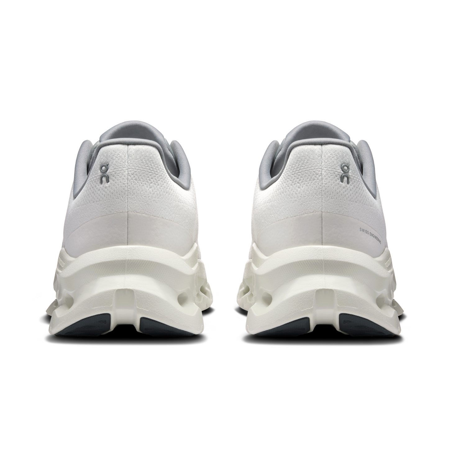 M On Cloudtilt 3ME10103740