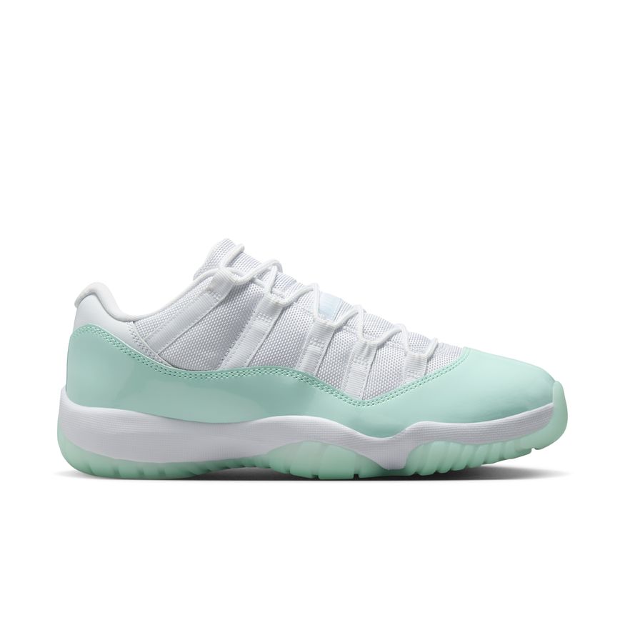 W Air Jordan 11 Retro Low "Igloo" AH7860-103
