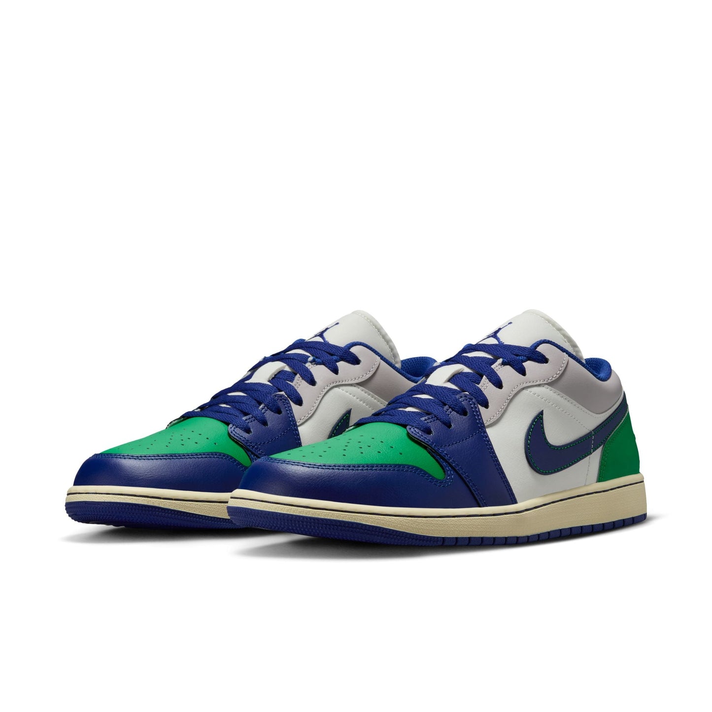 M Air Jordan 1 Low 553558-147