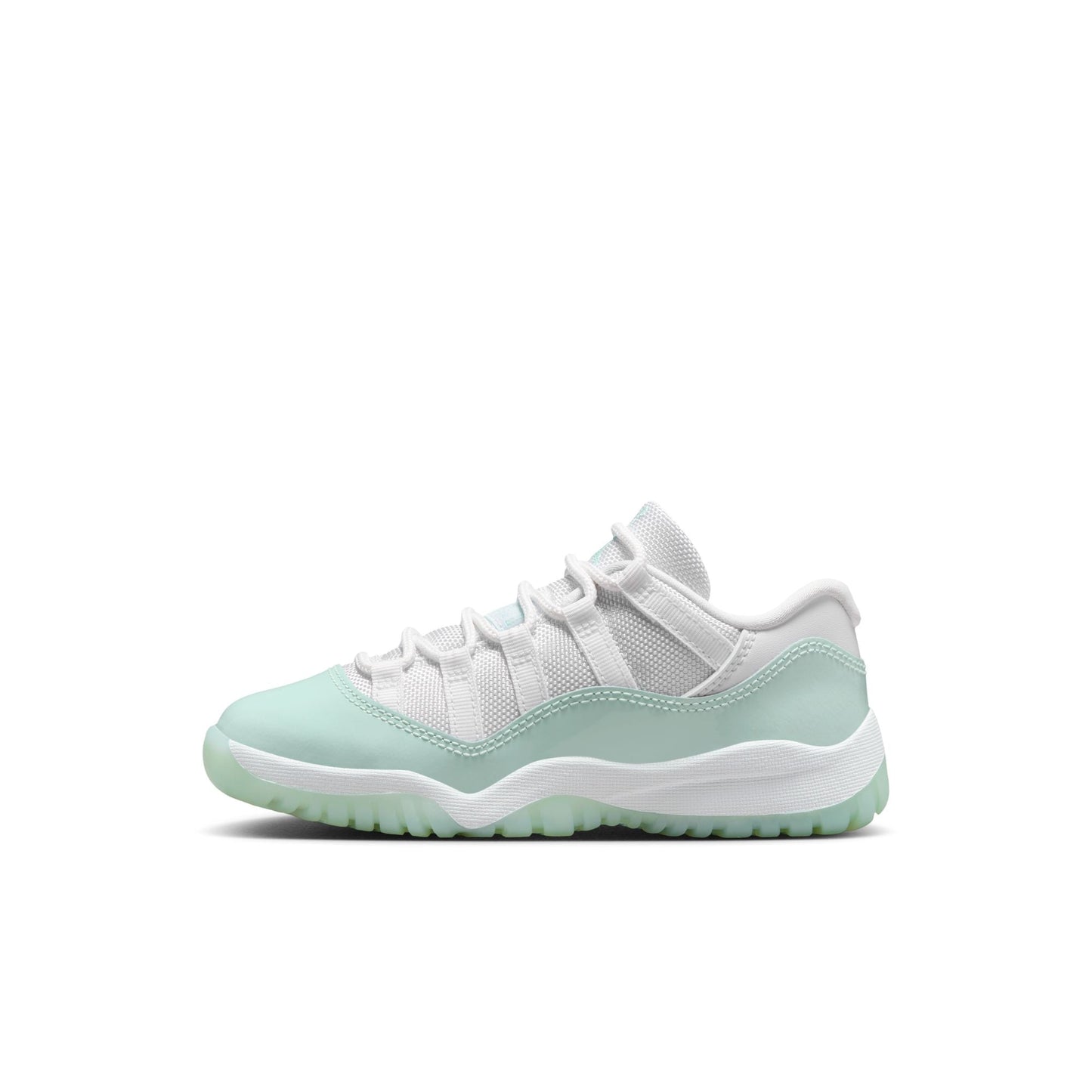 Y Jordan 11 Retro Low "Igloo" 580522-103