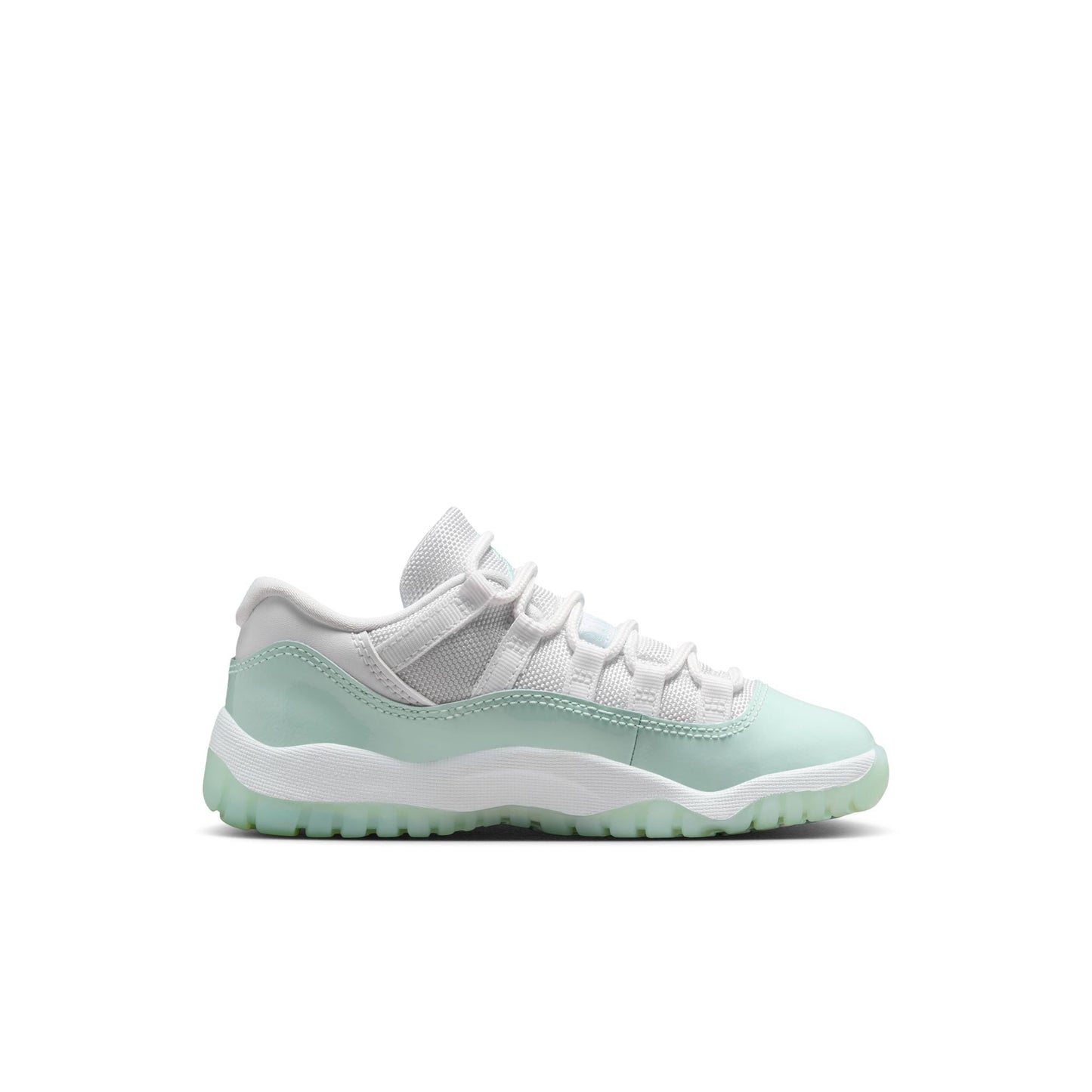 Y Jordan 11 Retro Low "Igloo" 580522-103