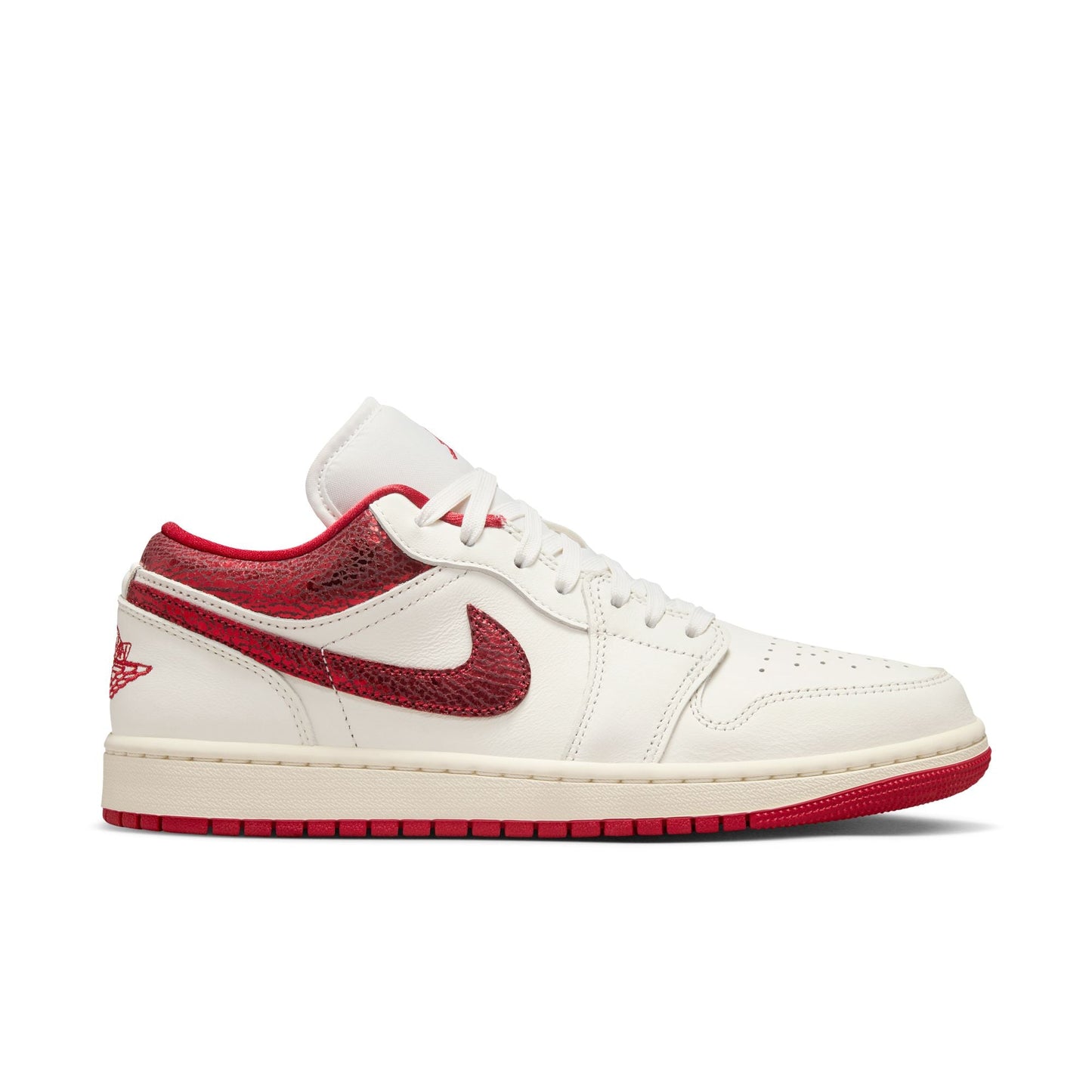 W Air Jordan 1 Low SE HJ9338-106