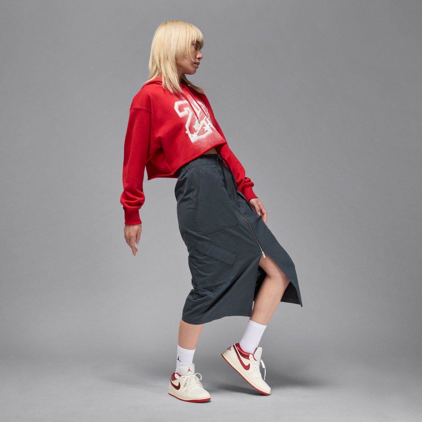 W Air Jordan 1 Low SE HJ9338-106