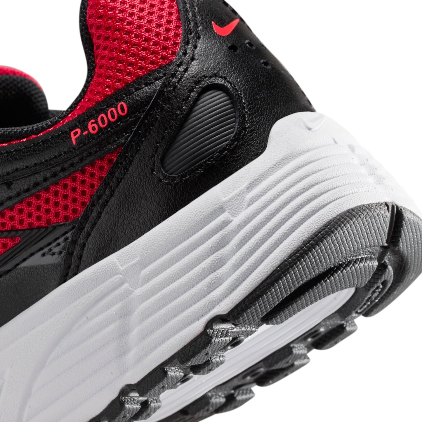 Y Nike P-6000 HV5064-601