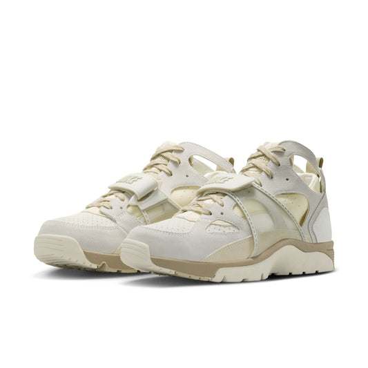 M Nike Air Trainer Huarache IB7678-100
