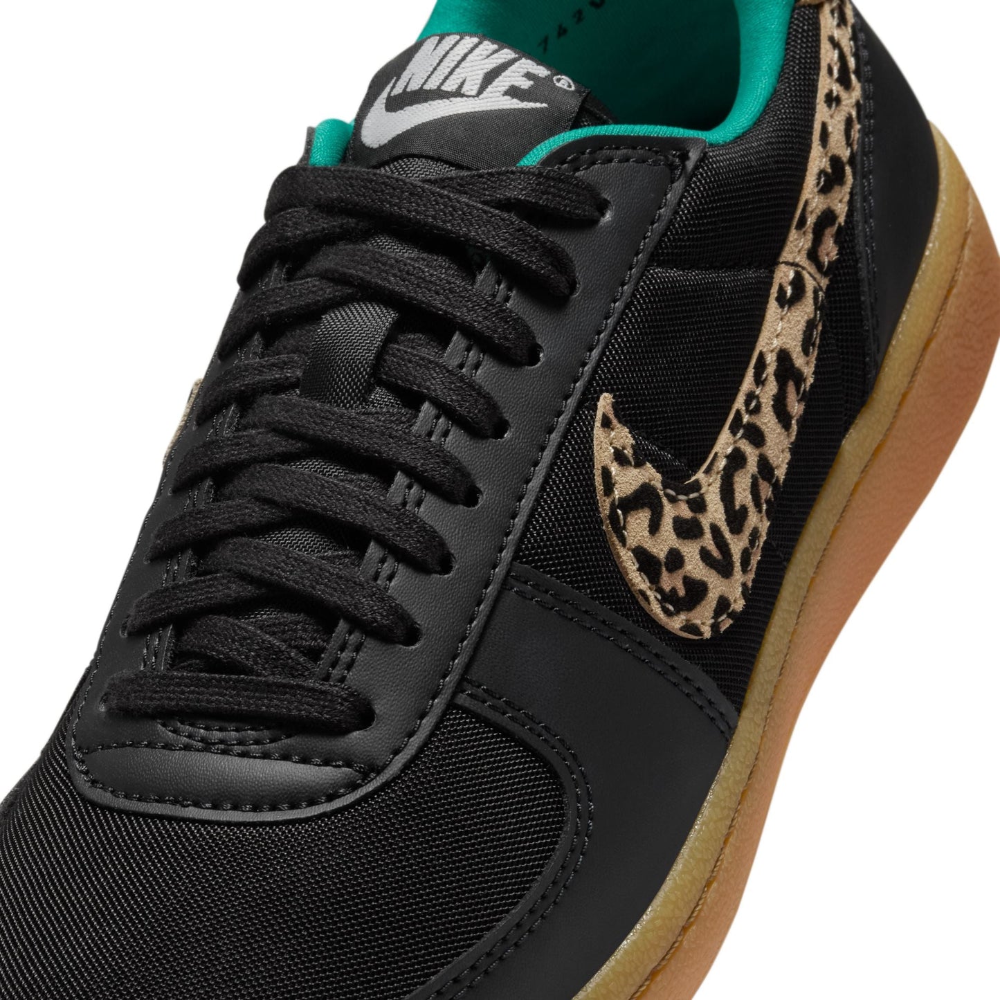 W Nike Field General SE IF1742-001