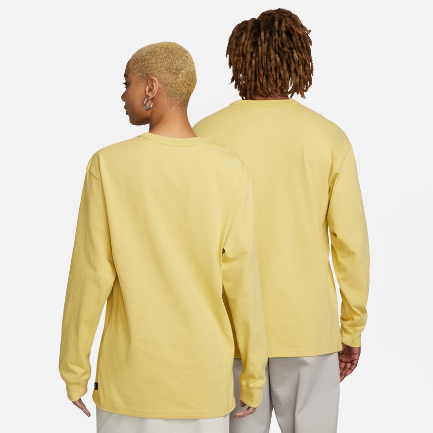 M Nike Sportswear Premium Essentials DO7390-700