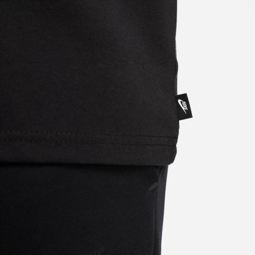 M Nike Sportswear Premium Essentials DO7392-010