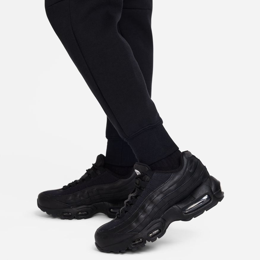 Y Nike Sportswear Tech Fleece FD2975-010