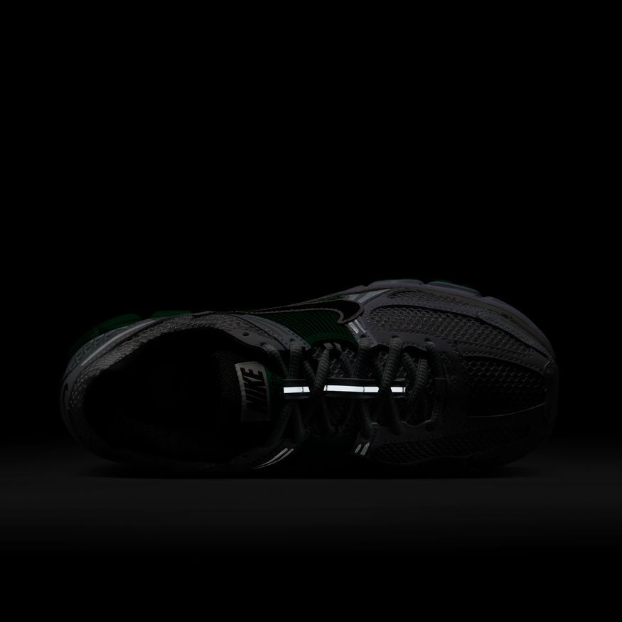 W Nike Zoom Vomero 5 FJ2028-102