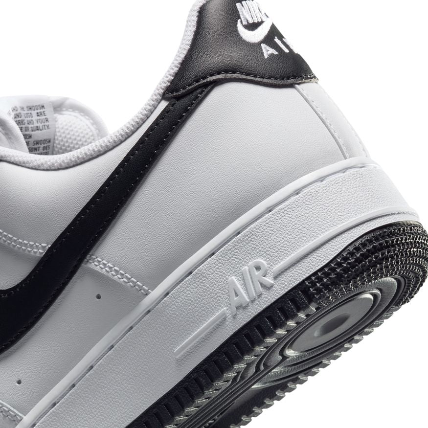 M Nike Air Force 1 '07 FQ4296-101