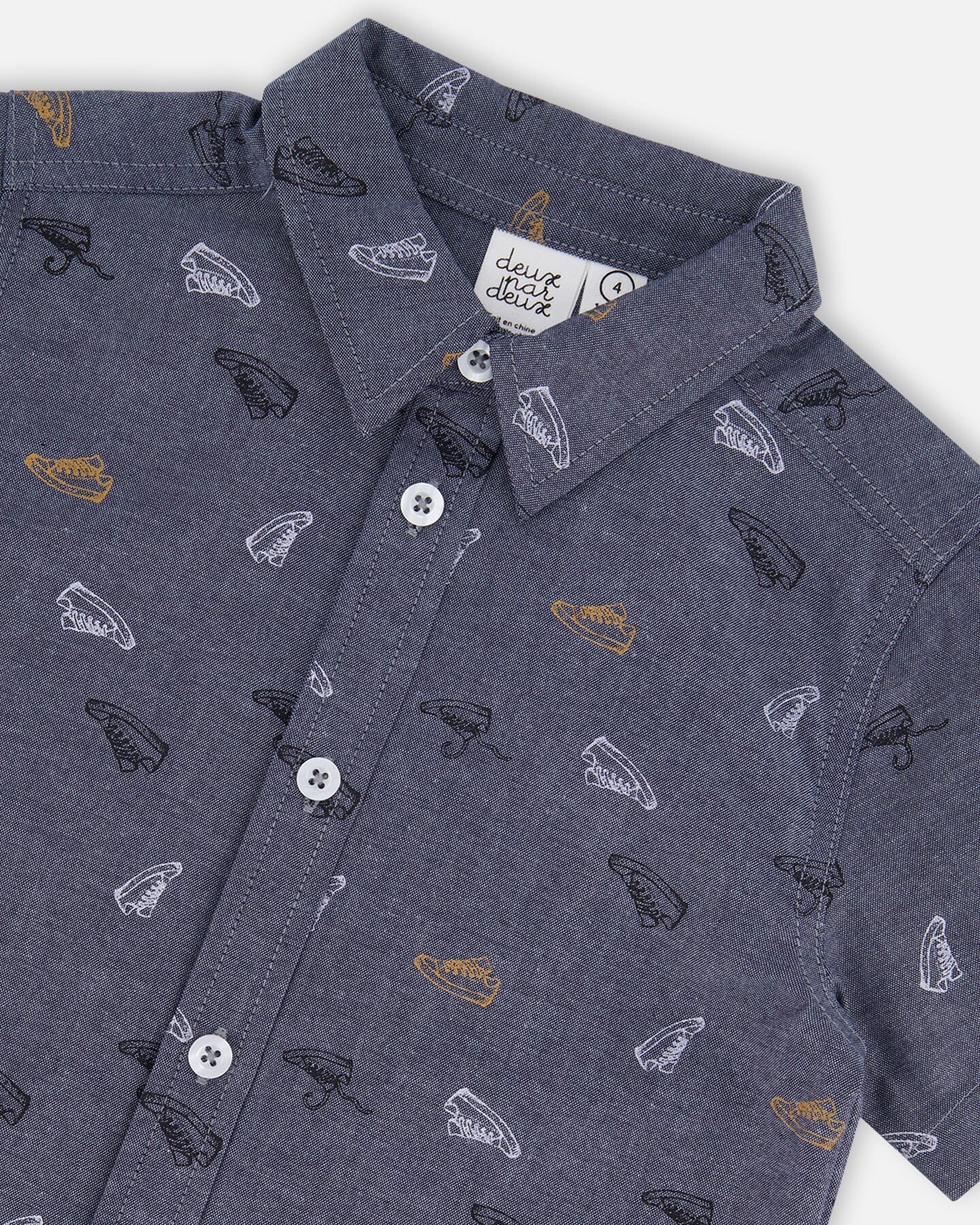 Printed Chambray Short Sleeve Shirt Gray, White And Tan