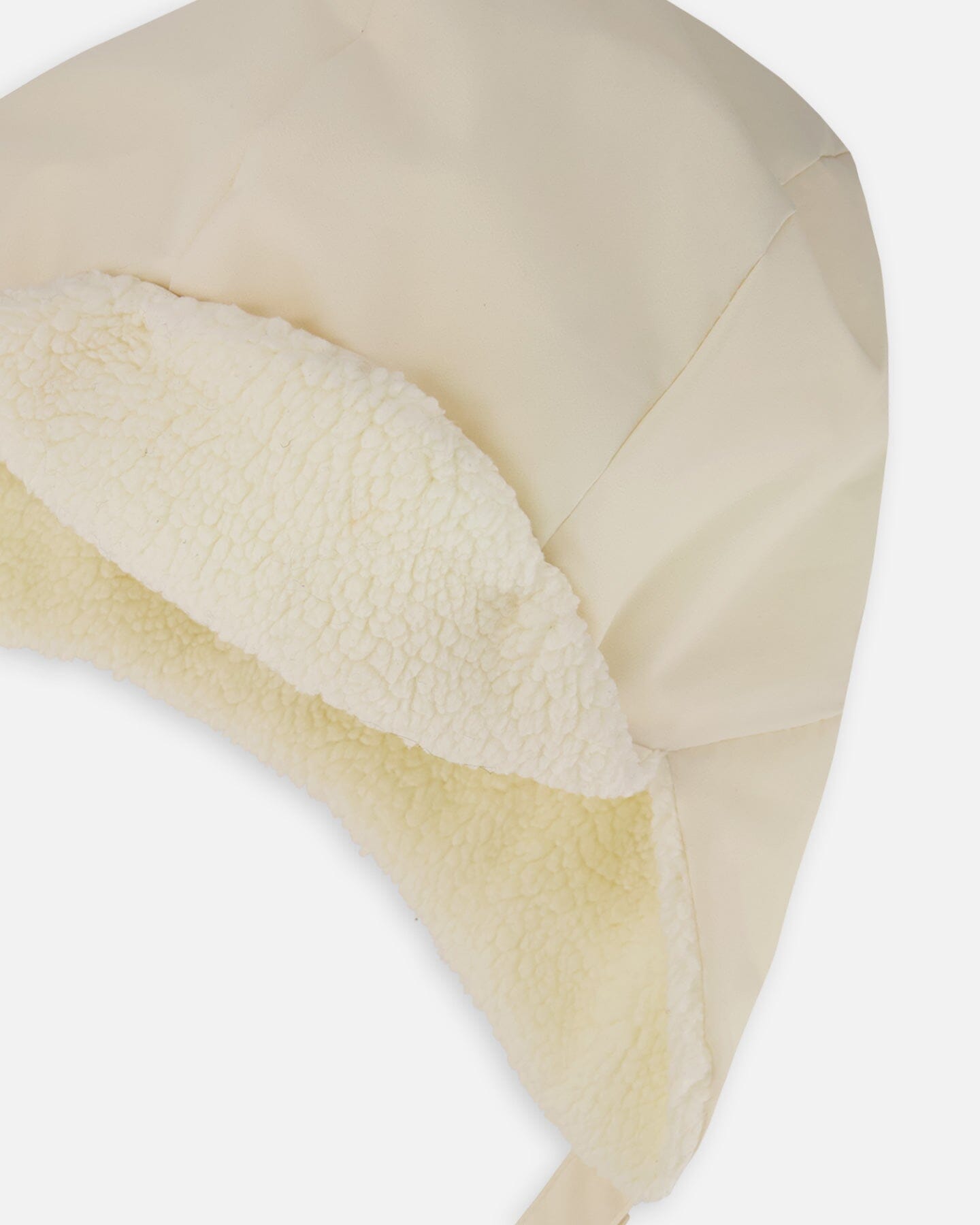 Lined Baby Chapka White Asparagus