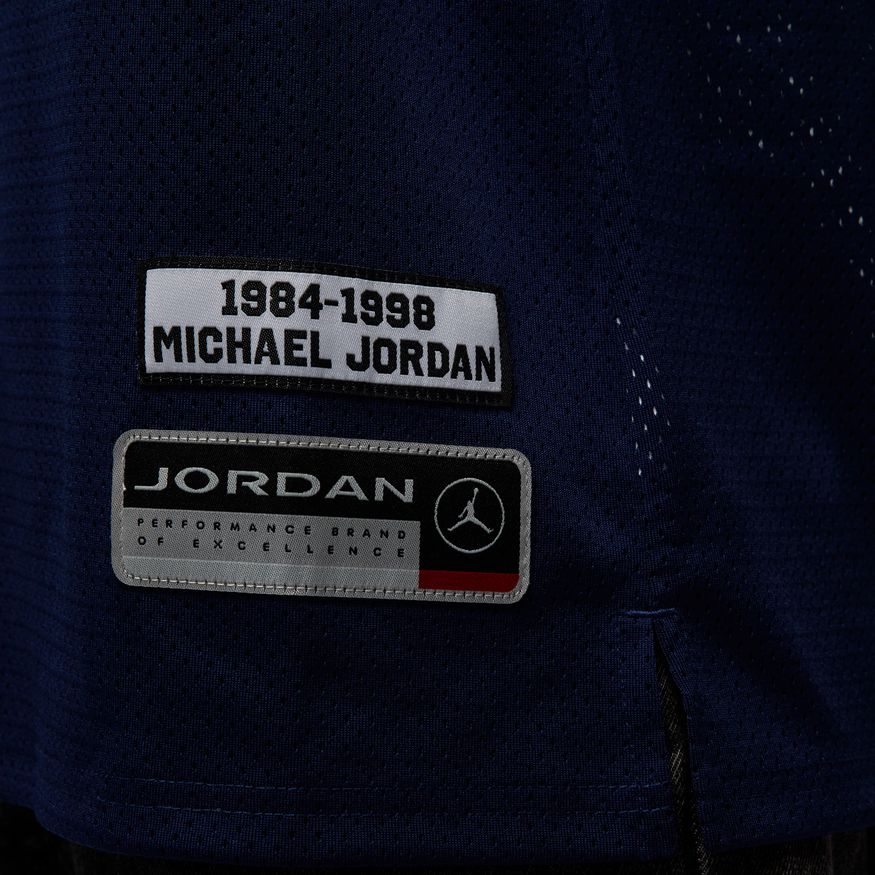 M Jordan Essentials HF9375-410