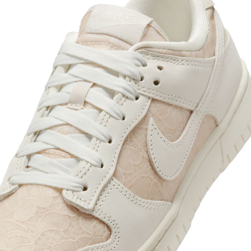 W Nike Dunk Low HJ5870-100