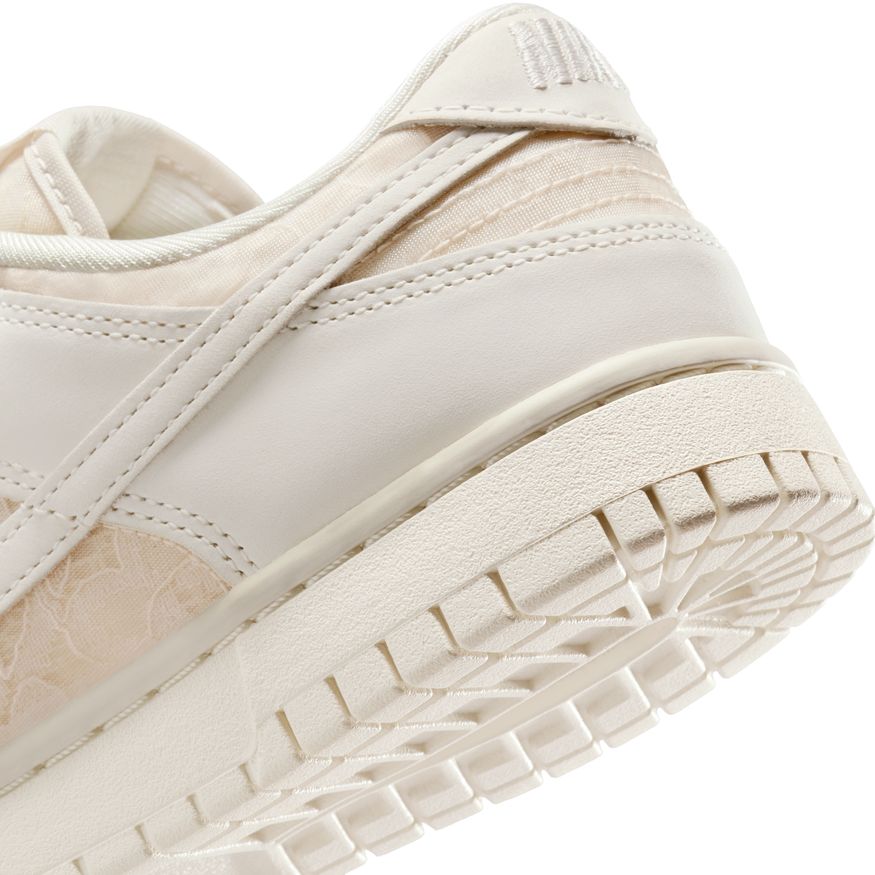 W Nike Dunk Low HJ5870-100