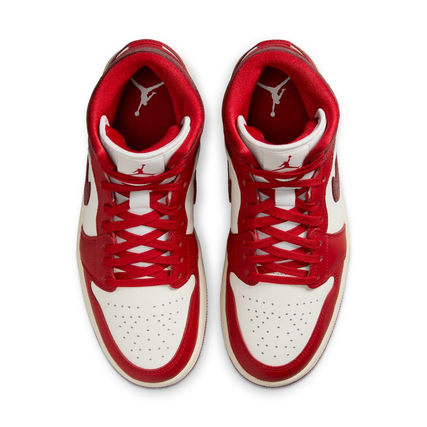 W Air Jordan 1 Mid SE HJ9337-106