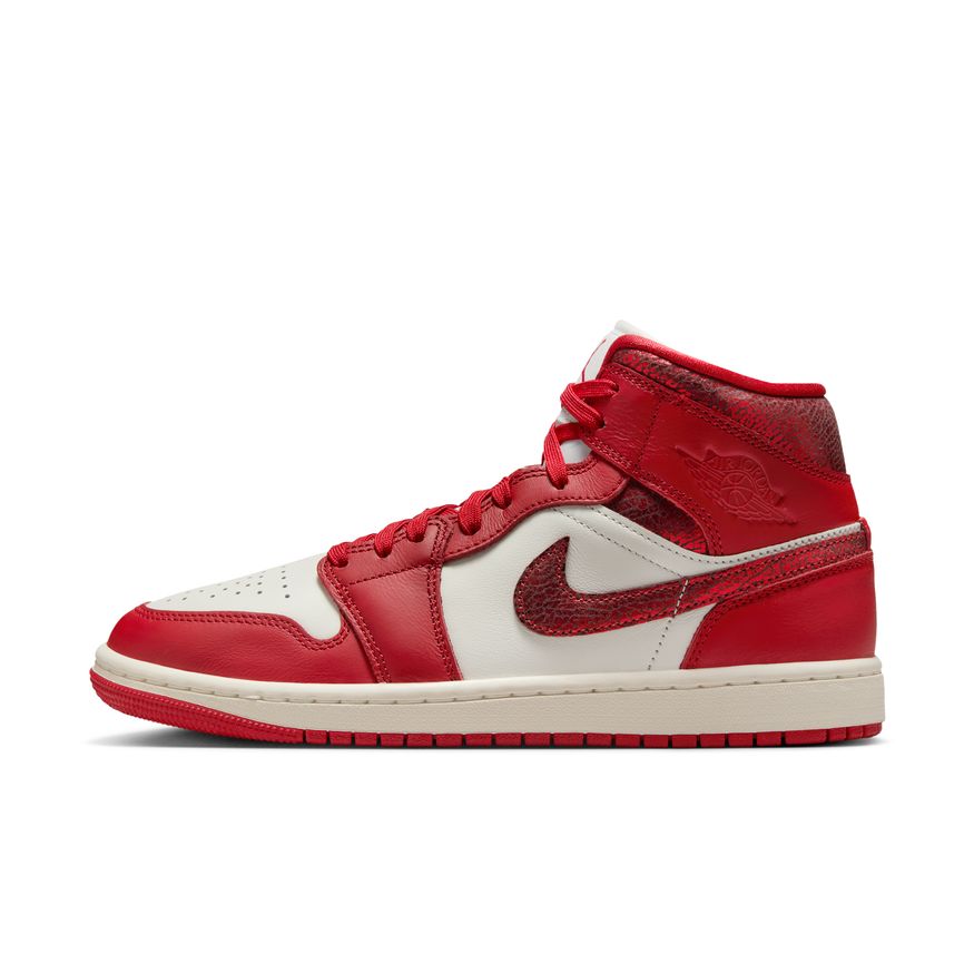 W Air Jordan 1 Mid SE HJ9337-106