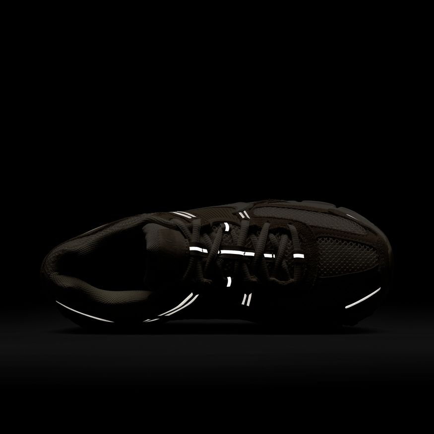 W Nike Zoom Vomero 5 HQ0458-200