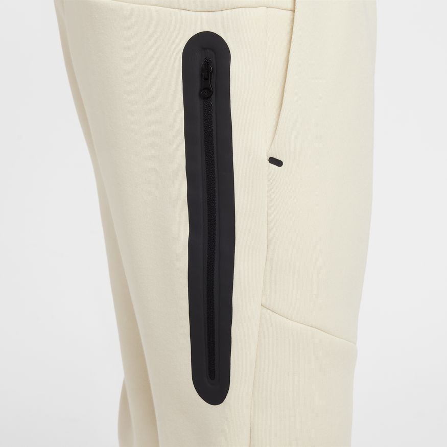 Y Nike Sportswear Tech Fleece HV5869-235