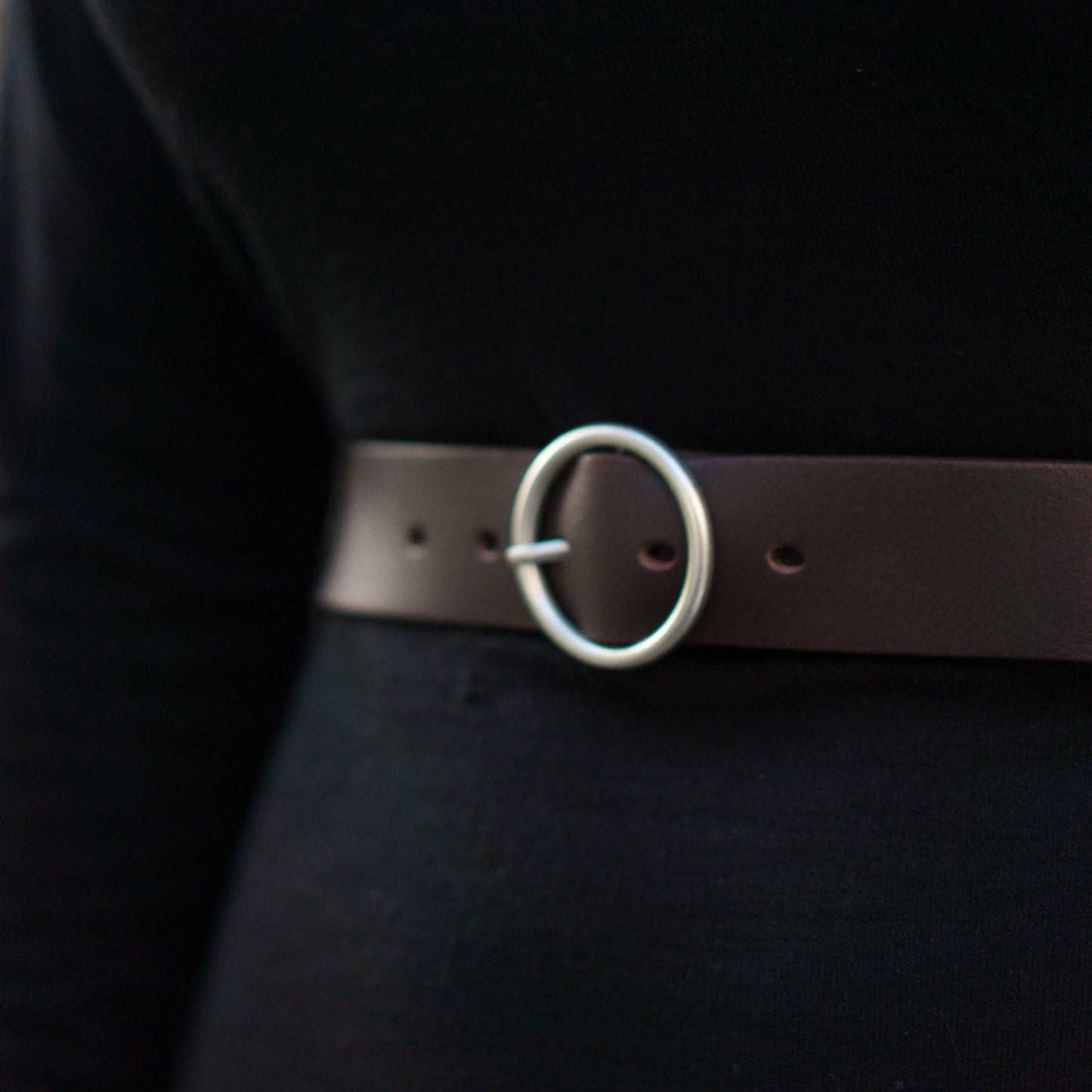 Sempre - Black Vachetta Leather Waist Belt with Circular Buckle