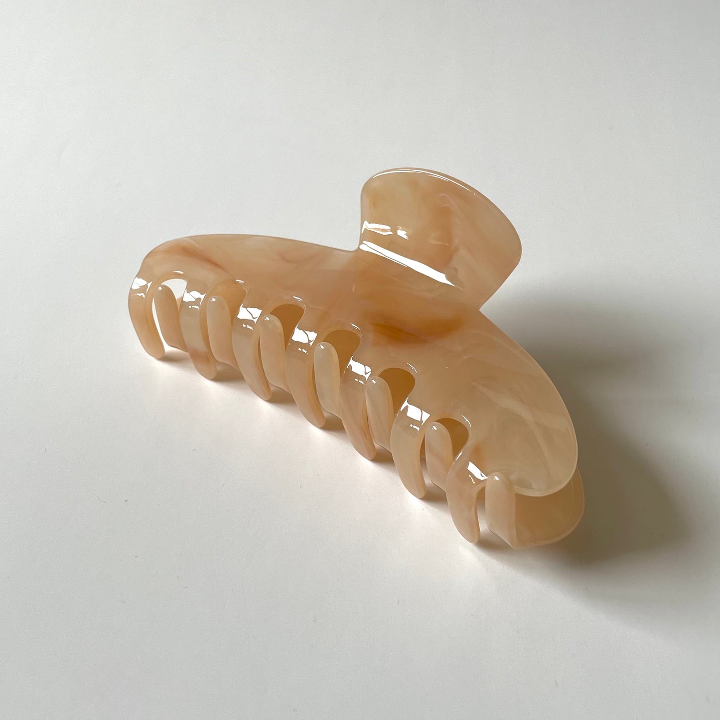 Becca Jumbo Claw Clip