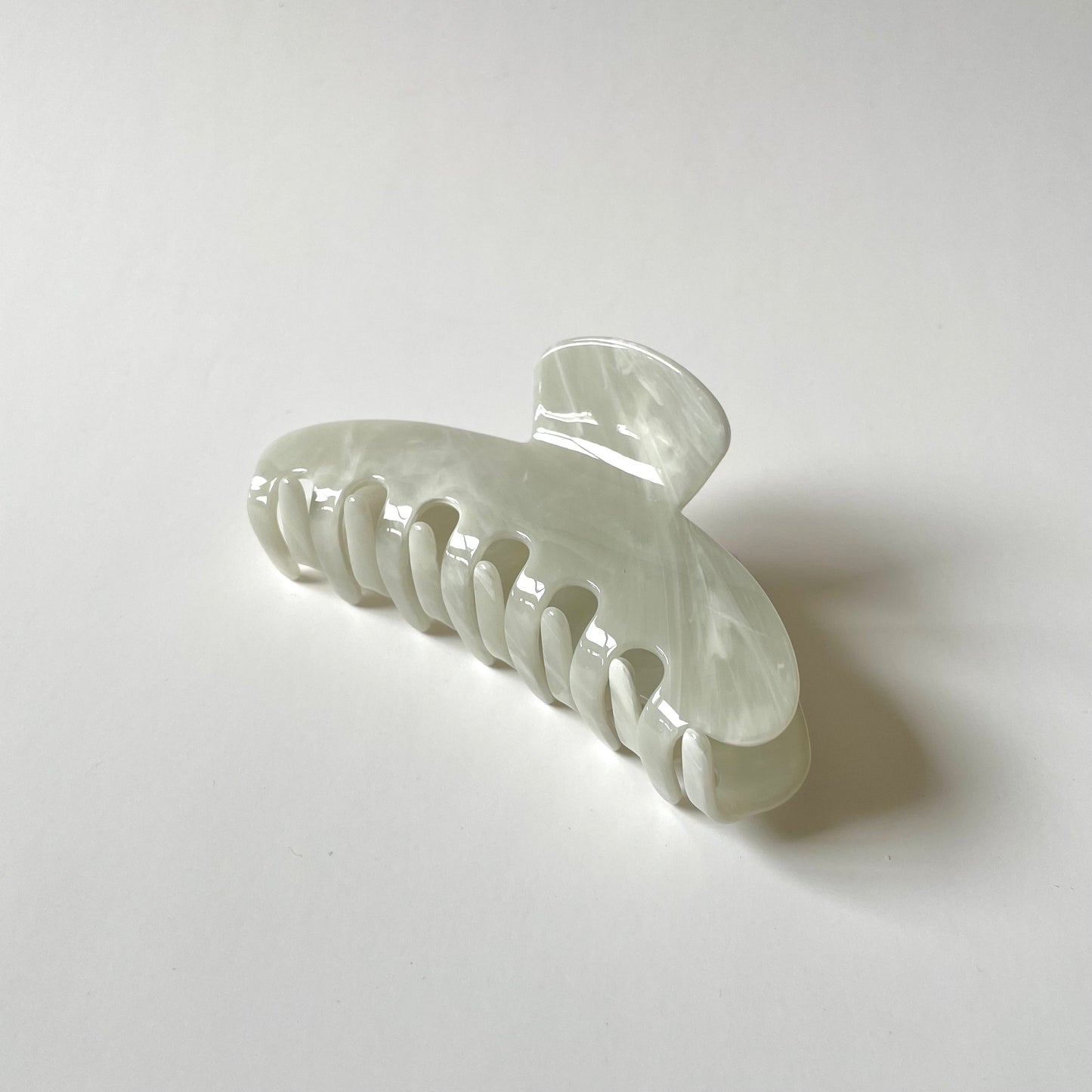 Becca Jumbo Claw Clip
