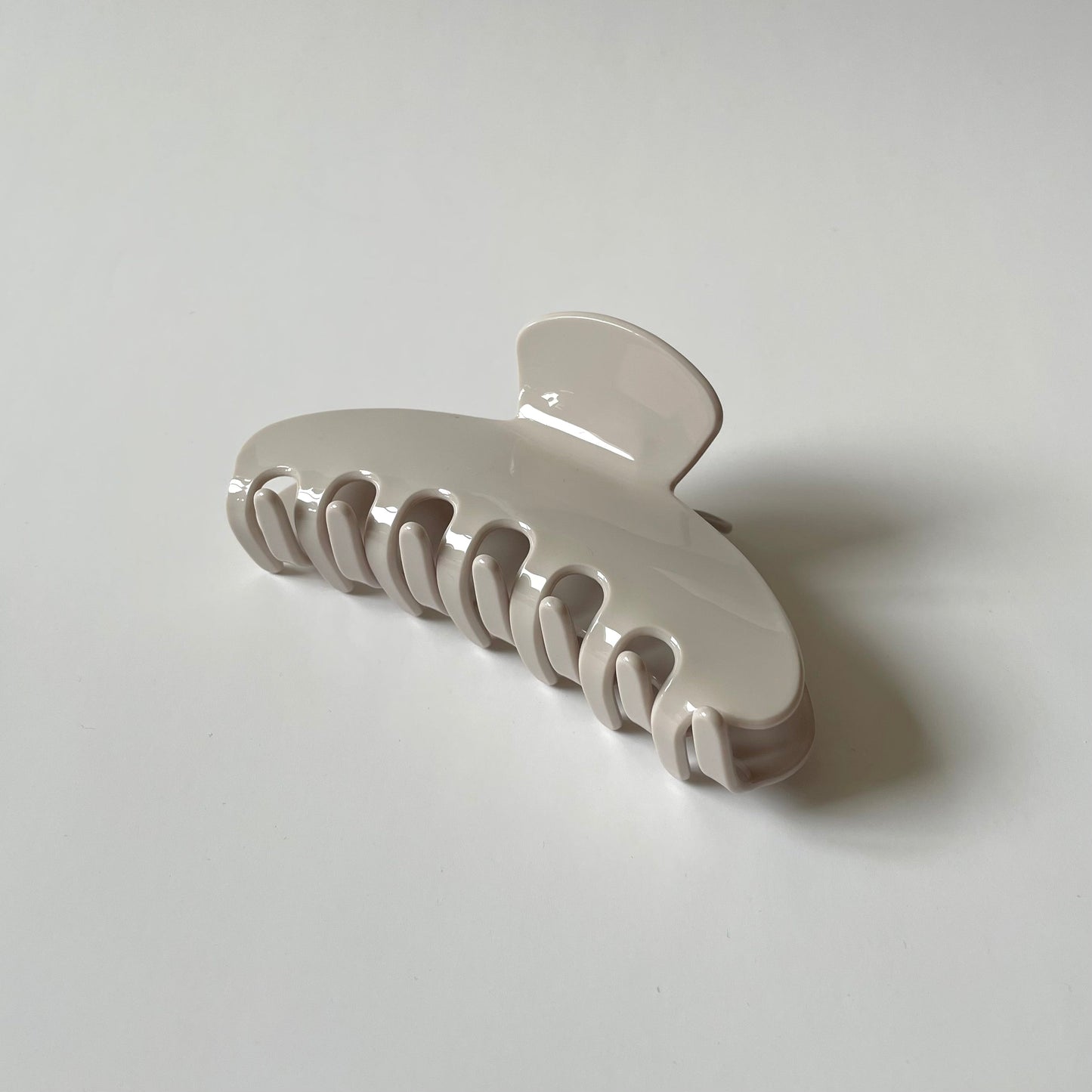 Becca Jumbo Claw Clip